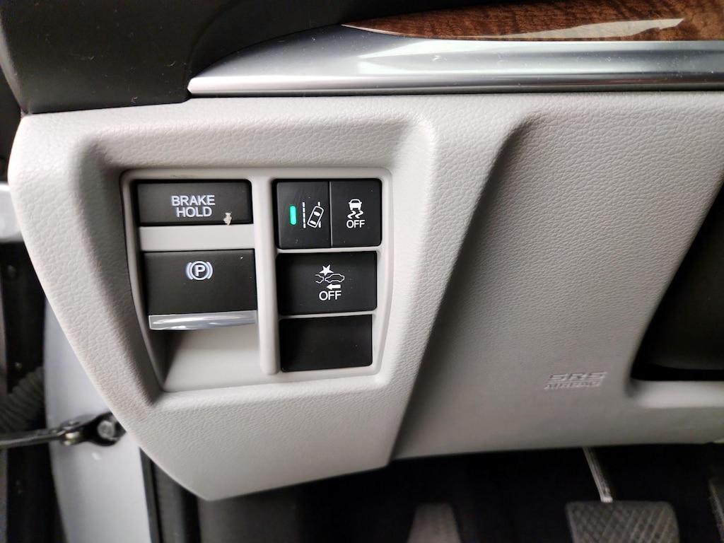 used 2020 Acura MDX car, priced at $26,998