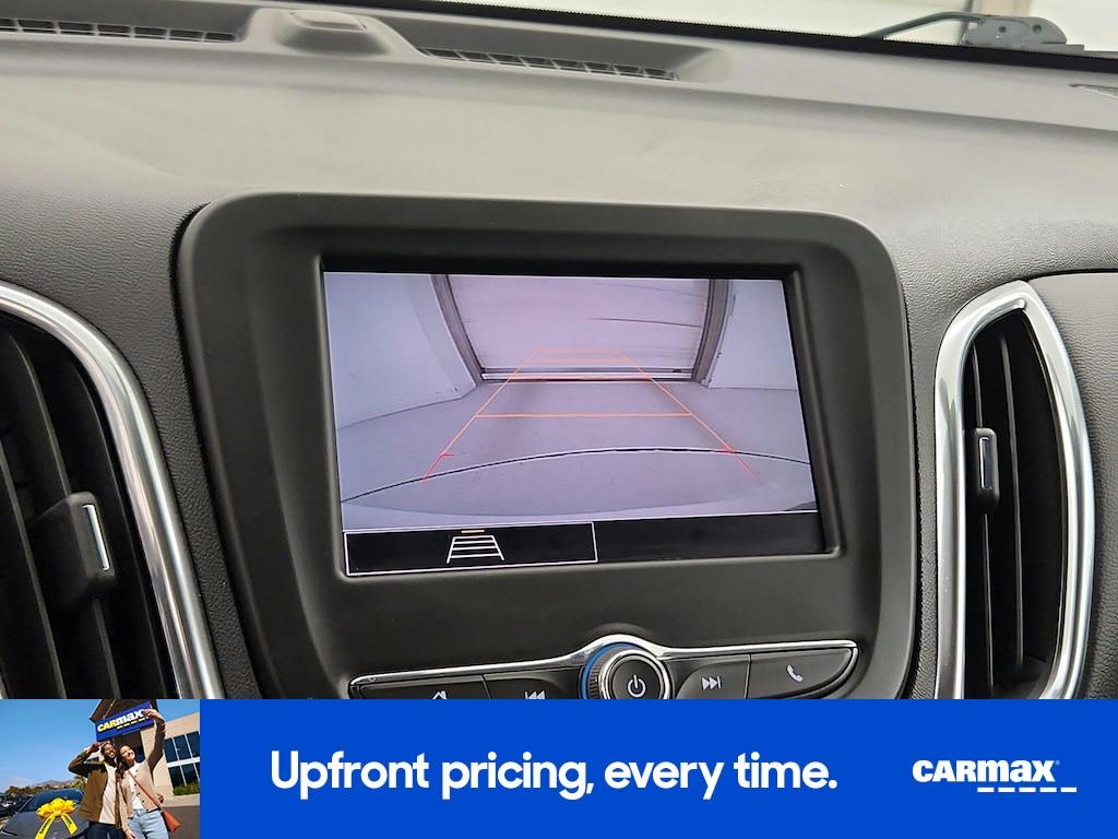 used 2024 Chevrolet Equinox car, priced at $22,998