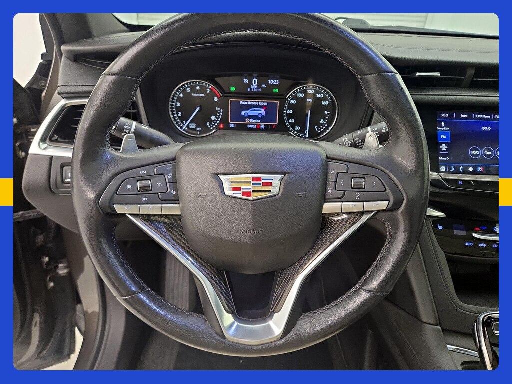 used 2020 Cadillac XT6 car, priced at $25,998