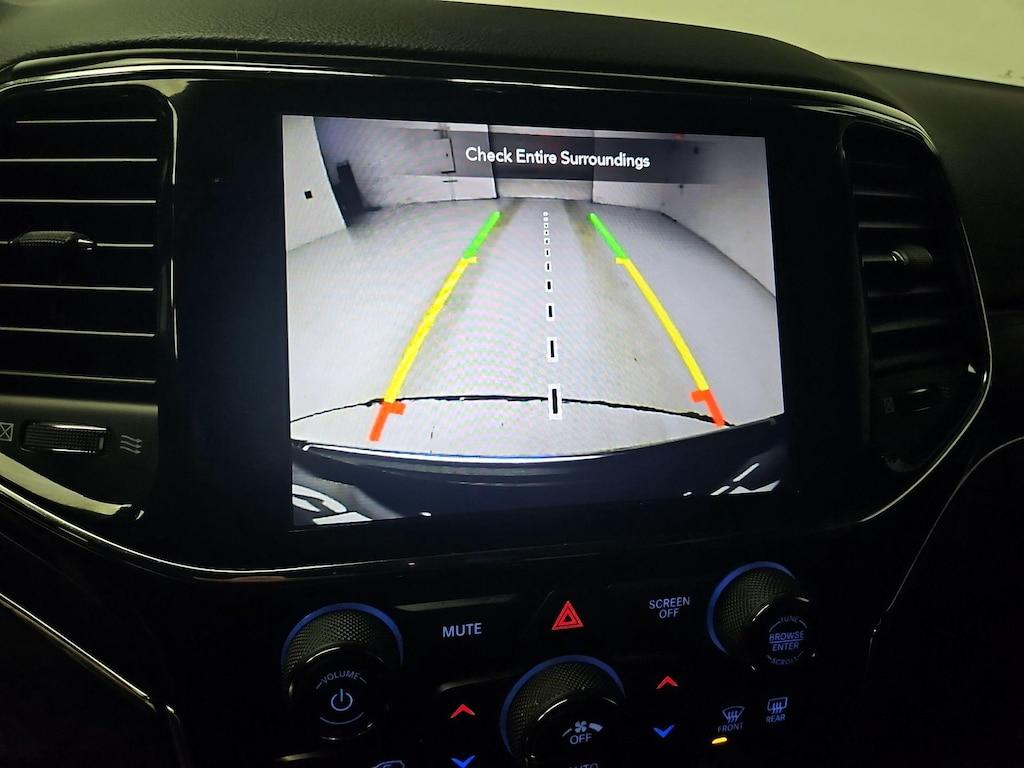 used 2021 Jeep Grand Cherokee car, priced at $24,998