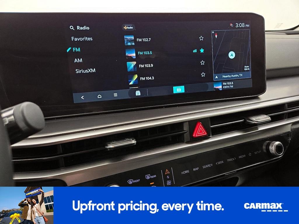 used 2025 Kia Sorento car, priced at $32,998