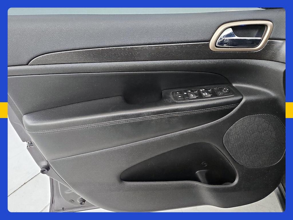 used 2017 Jeep Grand Cherokee car, priced at $18,998