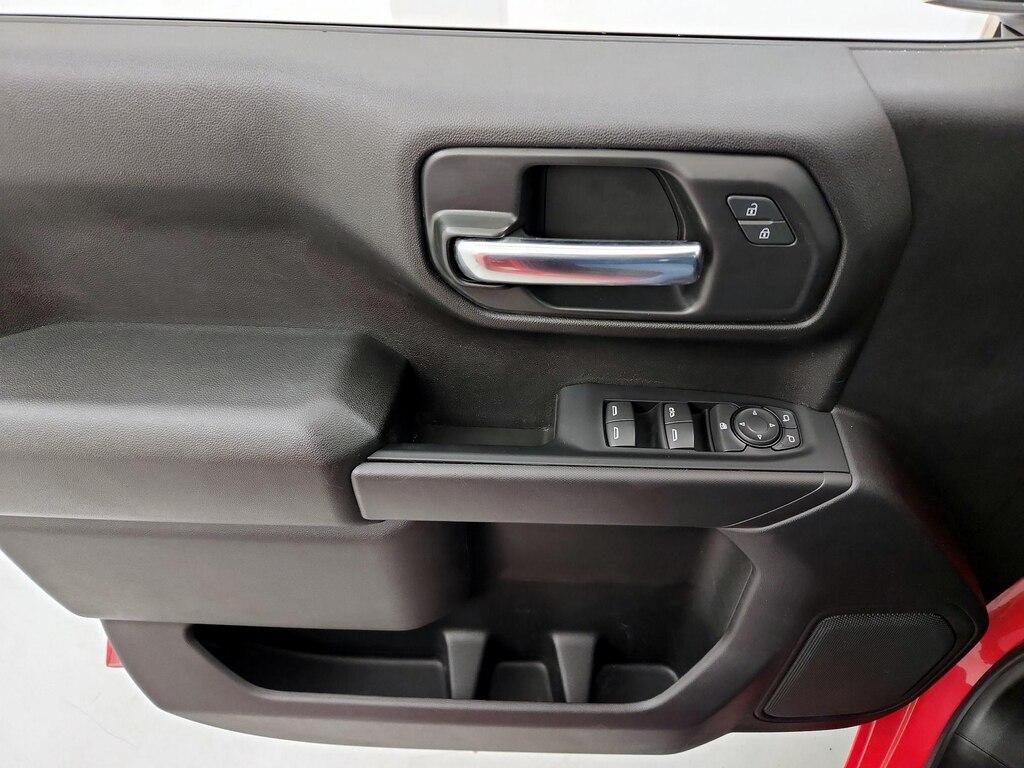 used 2024 Chevrolet Silverado 1500 car, priced at $30,998