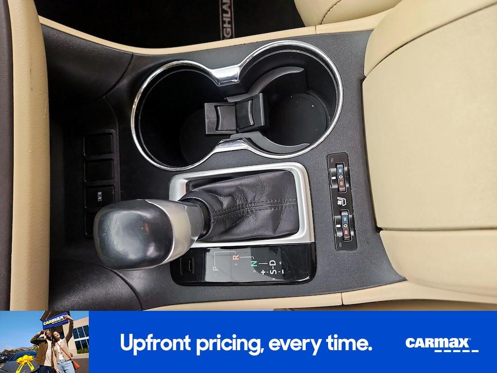 used 2017 Toyota Highlander car, priced at $25,998