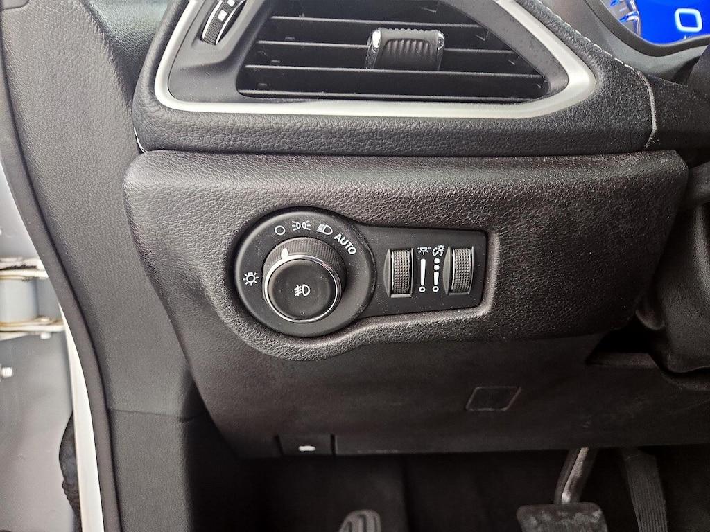 used 2023 Chrysler Pacifica car, priced at $24,998
