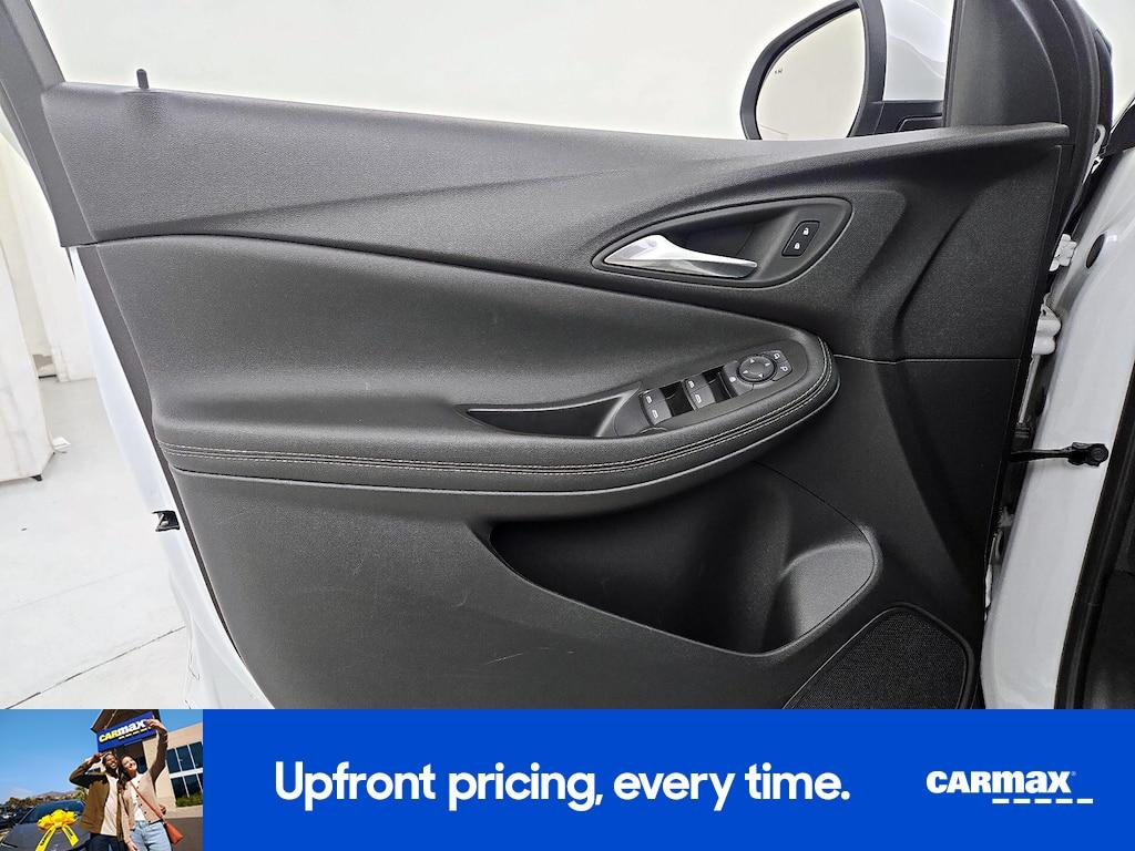 used 2025 Buick Encore GX car, priced at $21,998