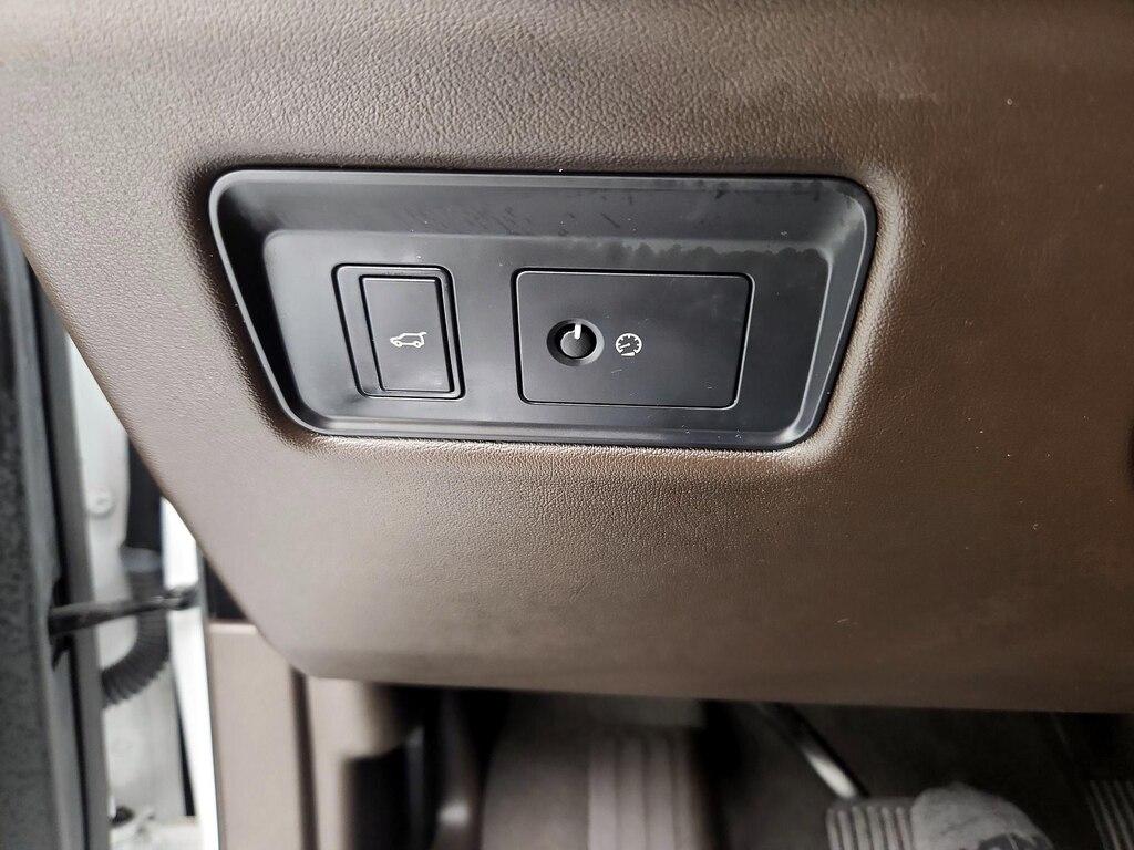 used 2018 Land Rover Range Rover Sport car, priced at $38,998