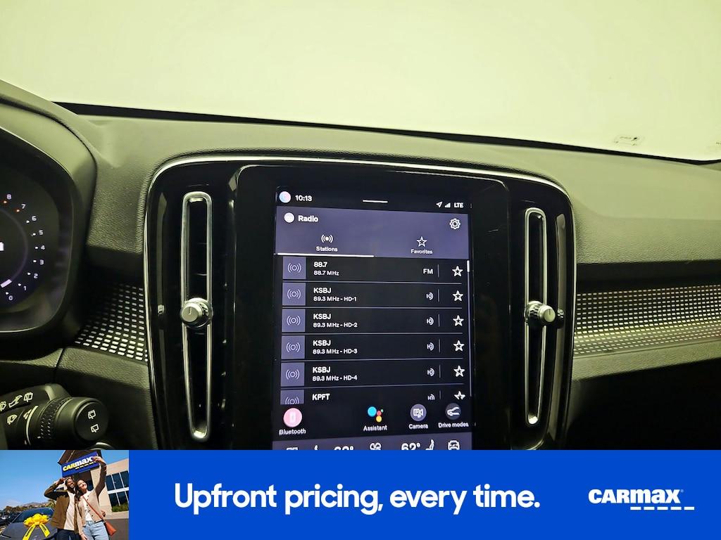 used 2024 Volvo XC40 car, priced at $31,998