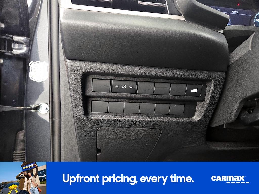 used 2025 Mitsubishi Outlander car, priced at $25,998