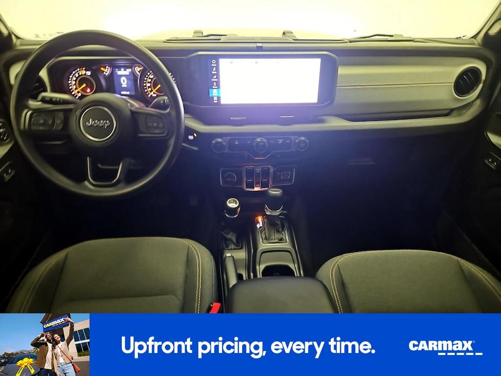 used 2025 Jeep Gladiator car, priced at $40,998