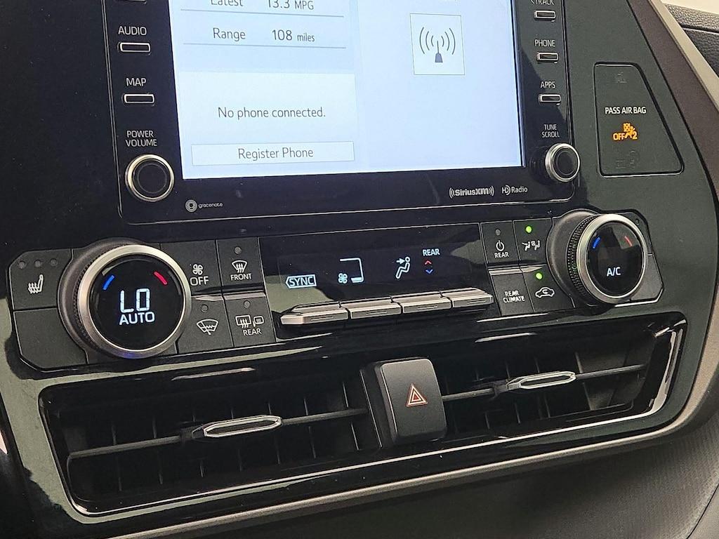 used 2021 Toyota Highlander car, priced at $31,998