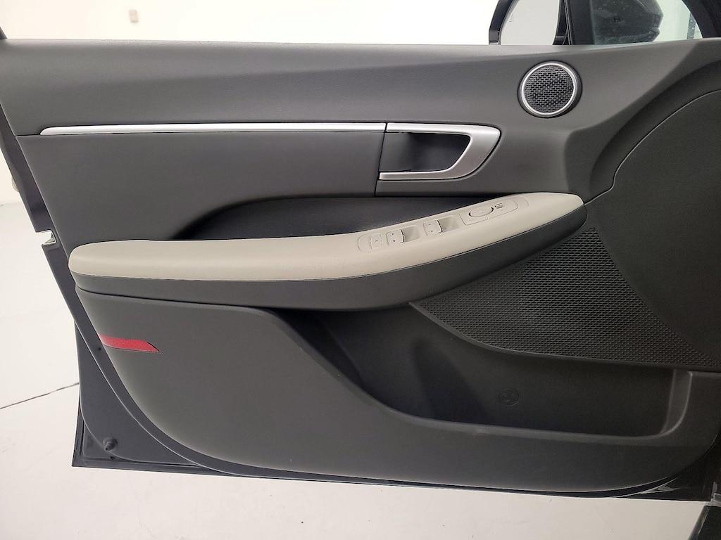 used 2025 Hyundai Sonata car, priced at $22,998