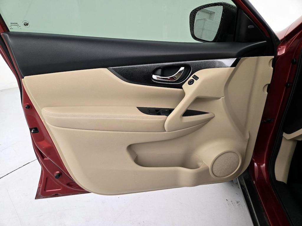 used 2016 Nissan Rogue car, priced at $13,998