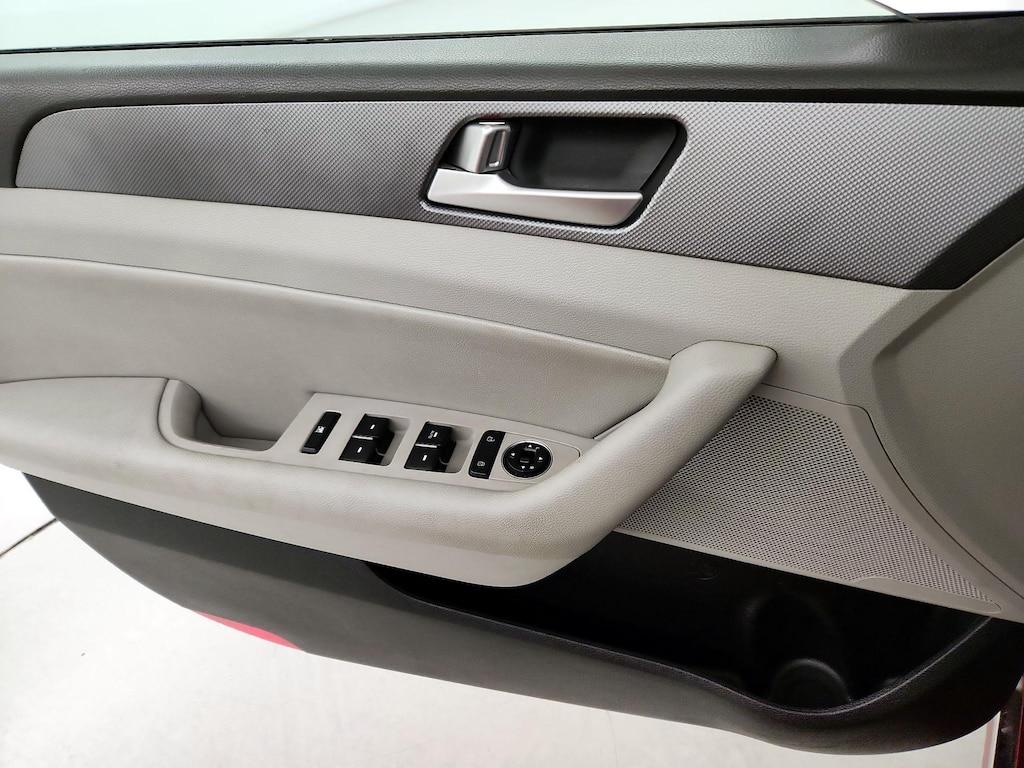 used 2016 Hyundai Sonata Hybrid car, priced at $13,998