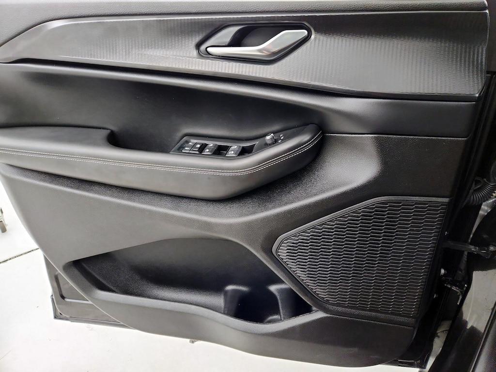 used 2024 Jeep Grand Cherokee car, priced at $32,998