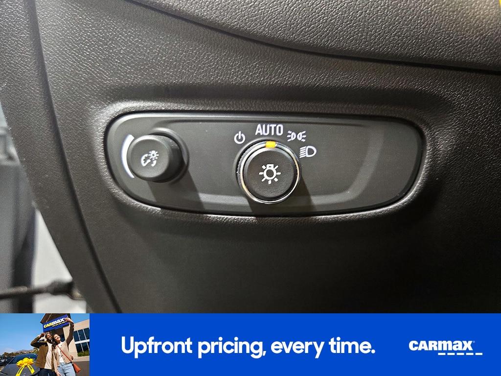 used 2024 Chevrolet Equinox car, priced at $22,998