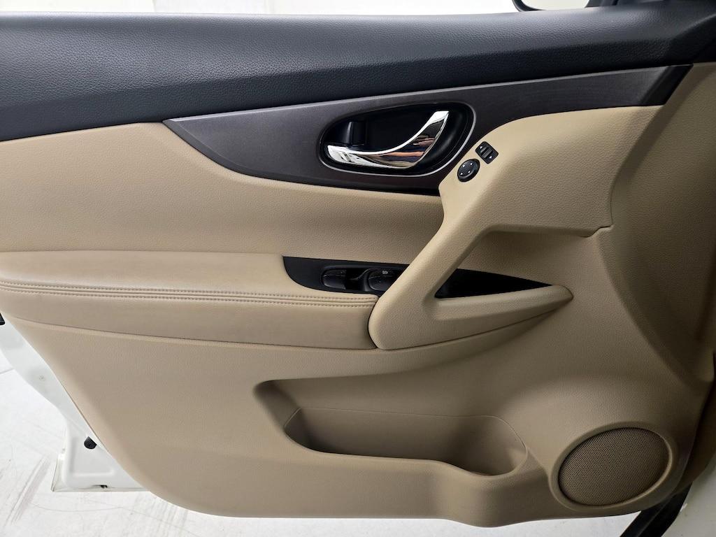 used 2015 Nissan Rogue car, priced at $12,998