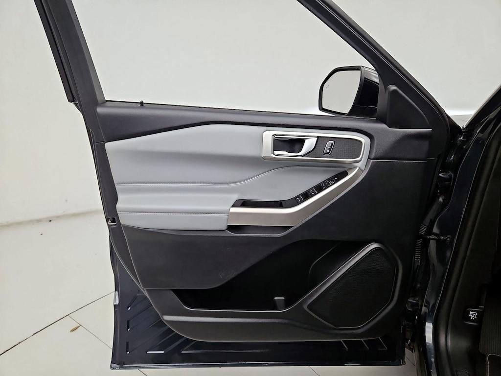 used 2023 Ford Explorer car, priced at $32,998