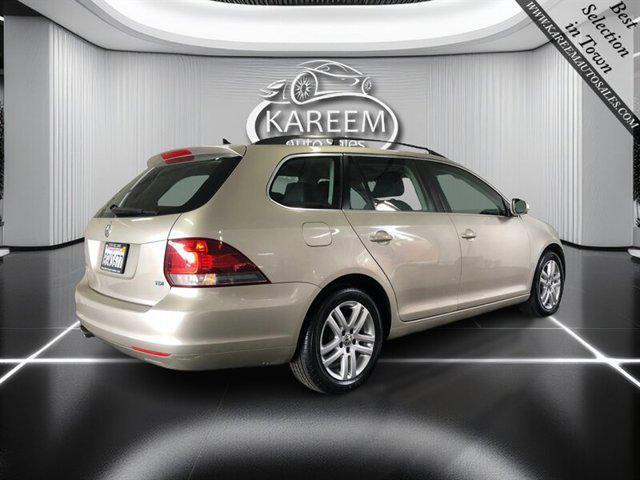 used 2013 Volkswagen Jetta SportWagen car, priced at $10,360