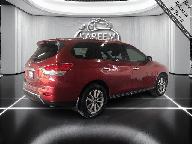 used 2016 Nissan Pathfinder car, priced at $11,385