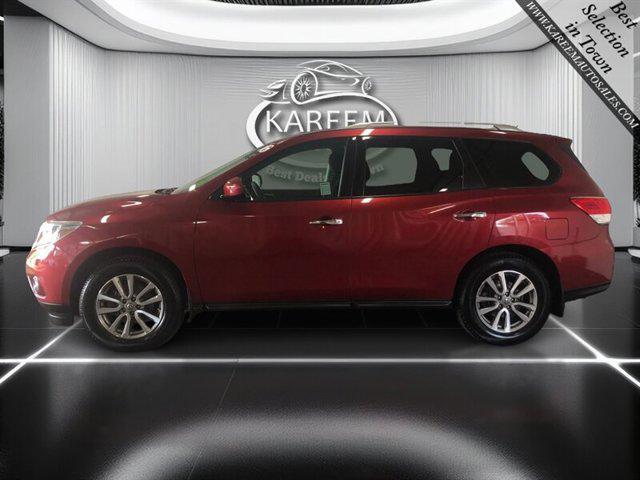 used 2016 Nissan Pathfinder car, priced at $11,385
