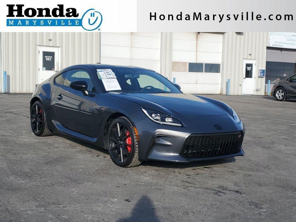 used 2025 Toyota GR86 car, priced at $33,617
