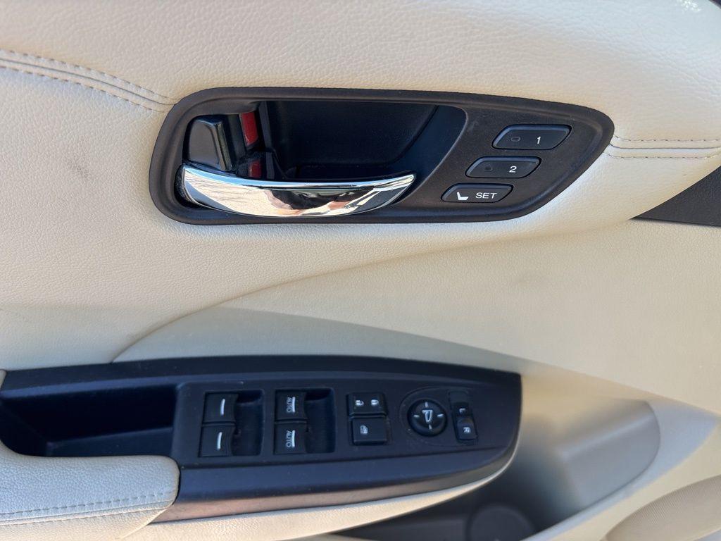 used 2018 Acura MDX car, priced at $21,117