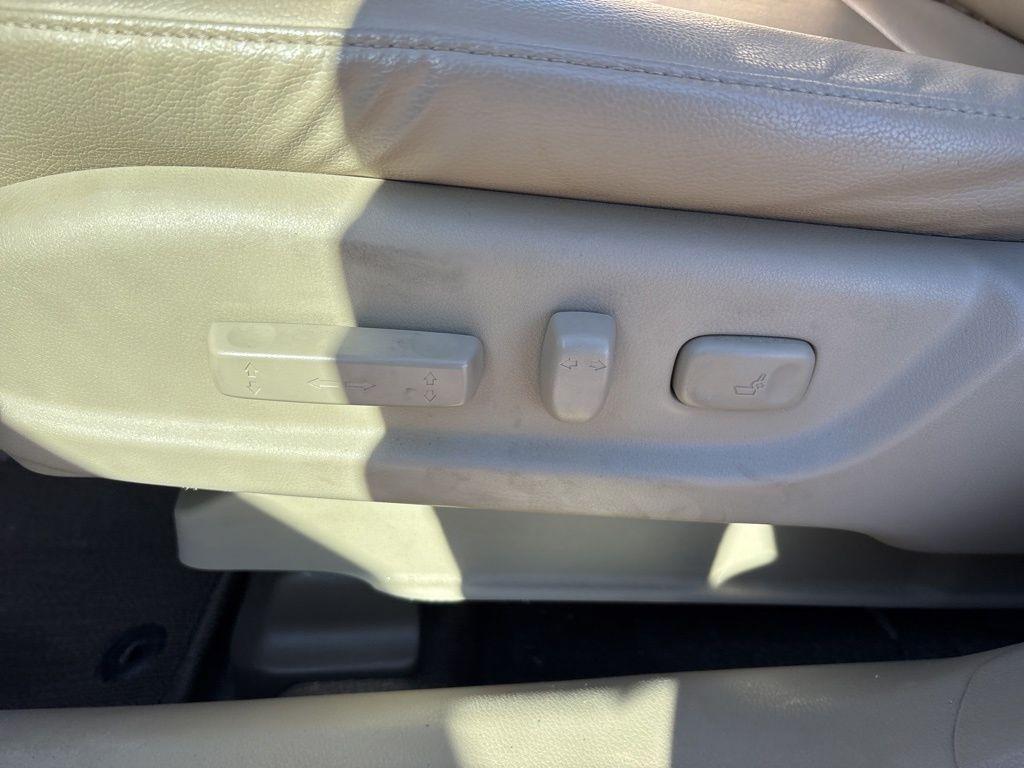 used 2018 Acura MDX car, priced at $21,117