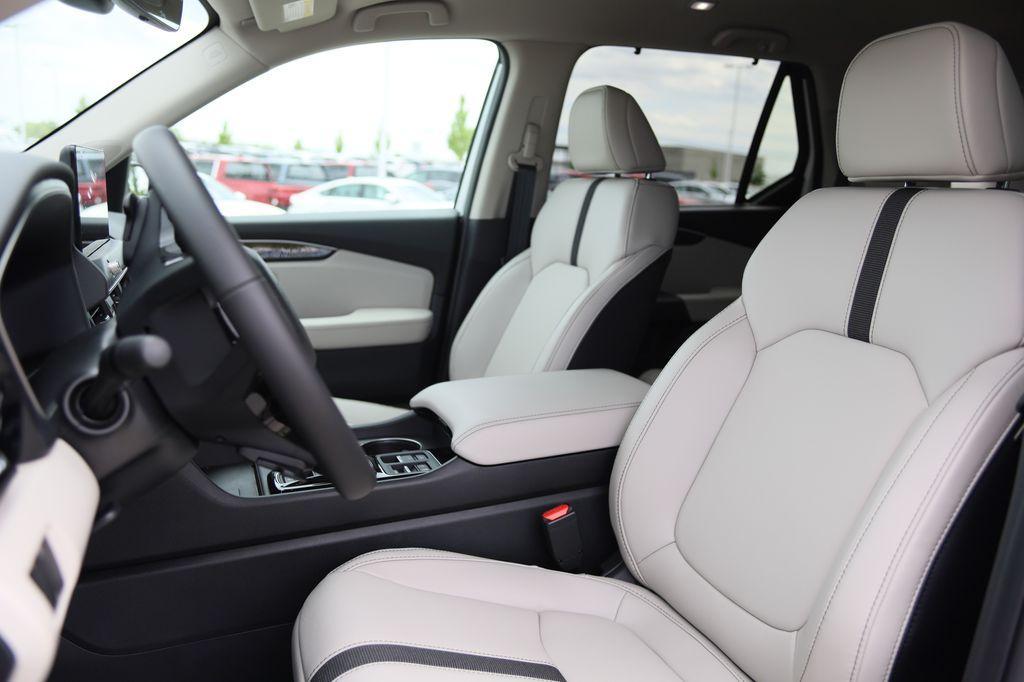 new 2026 Honda Pilot car, priced at $48,688