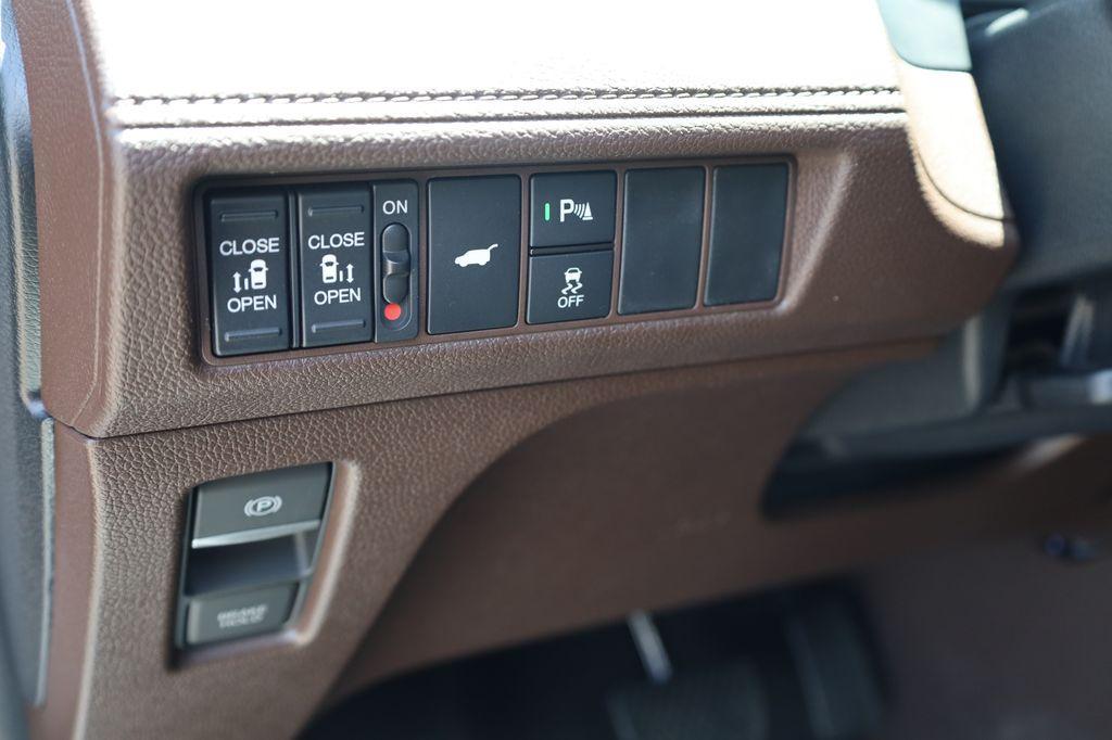 new 2026 Honda Odyssey car, priced at $53,645