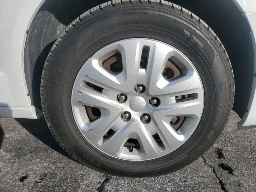 used 2018 Dodge Grand Caravan car, priced at $14,447