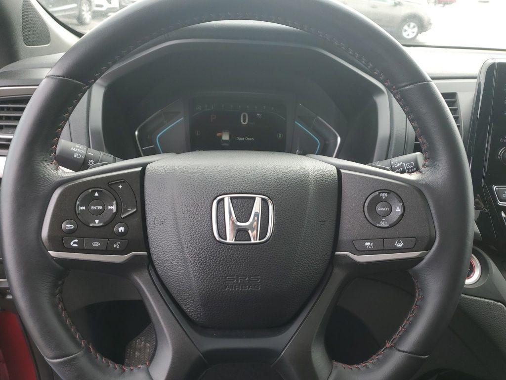 used 2023 Honda Odyssey car, priced at $35,887