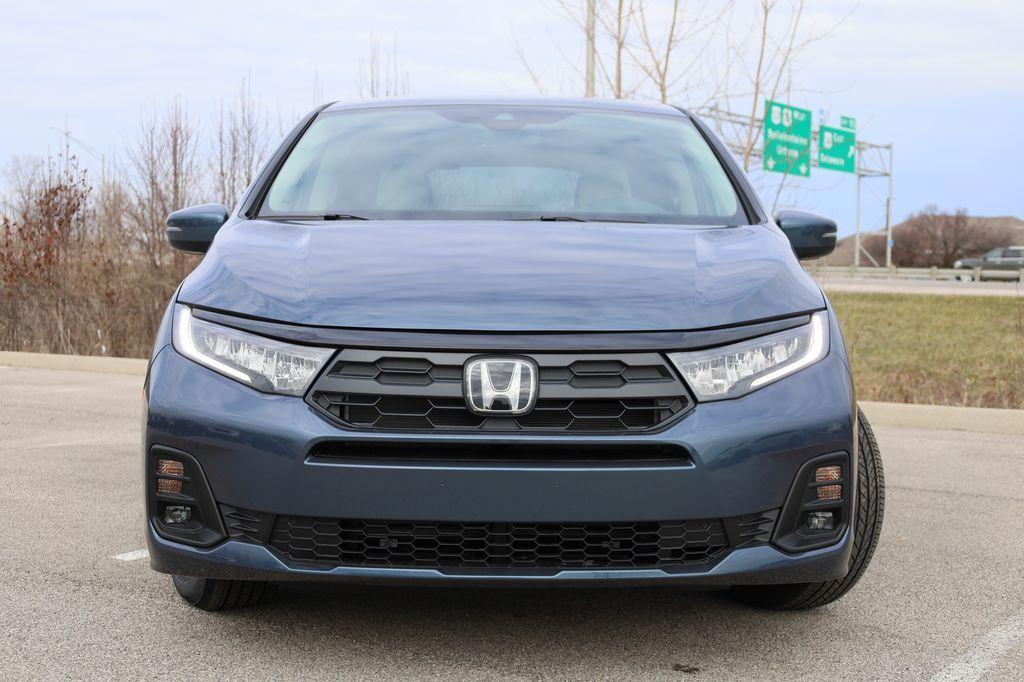 new 2026 Honda Odyssey car, priced at $44,655
