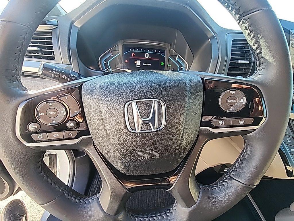 used 2023 Honda Odyssey car, priced at $34,337