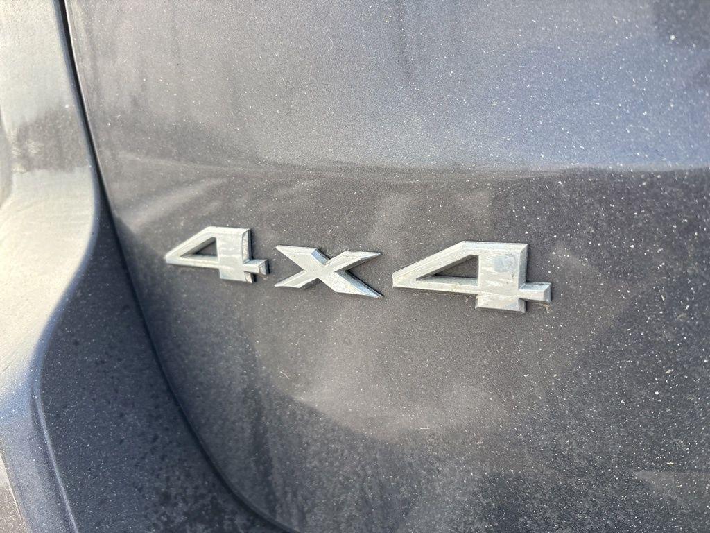 used 2017 Jeep Grand Cherokee car, priced at $10,000