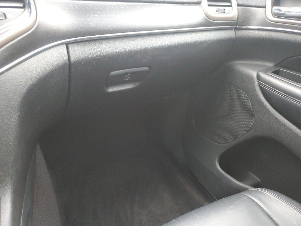 used 2017 Jeep Grand Cherokee car, priced at $9,557