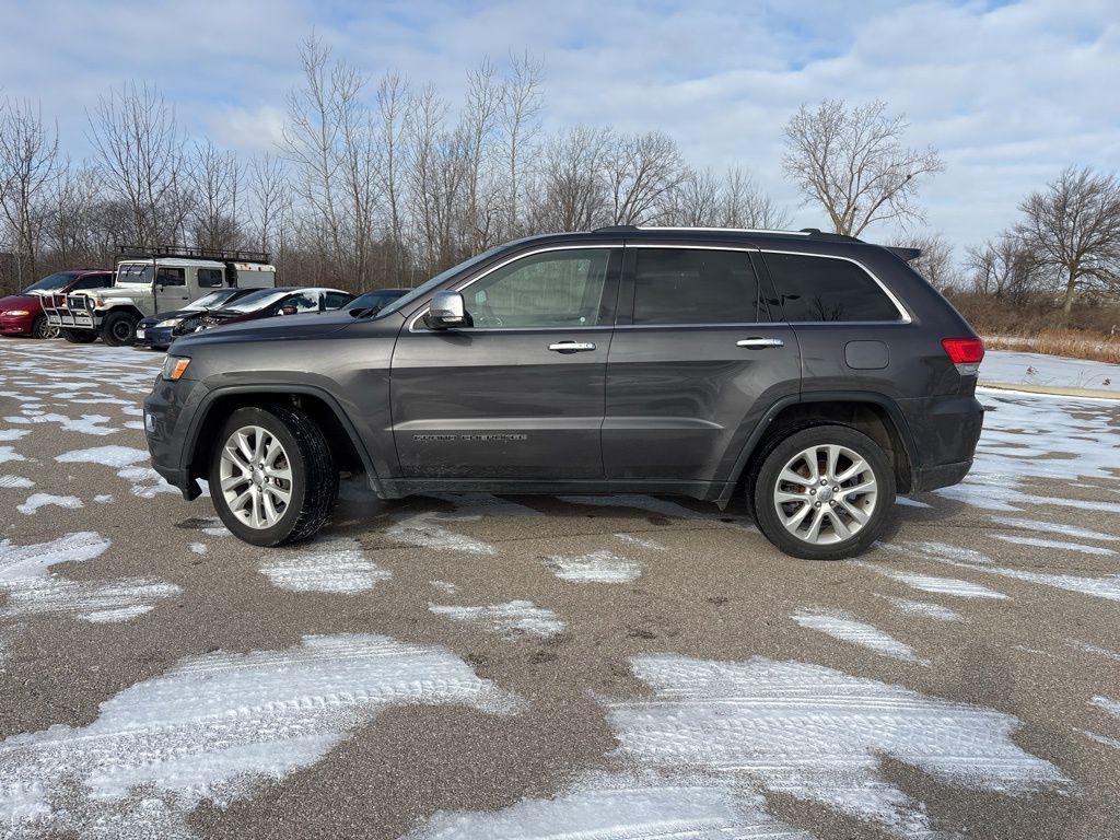 used 2017 Jeep Grand Cherokee car, priced at $10,000