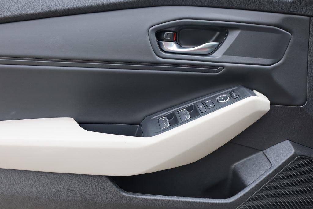 new 2025 Honda Accord car, priced at $31,755