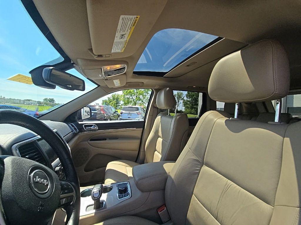 used 2014 Jeep Grand Cherokee car, priced at $10,397
