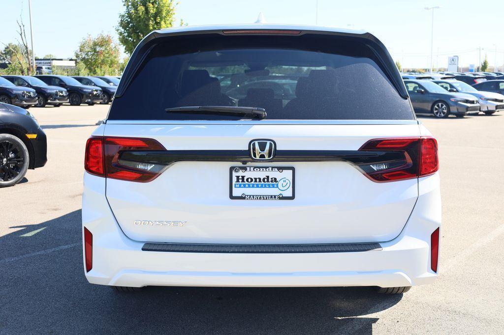 new 2026 Honda Odyssey car, priced at $45,110