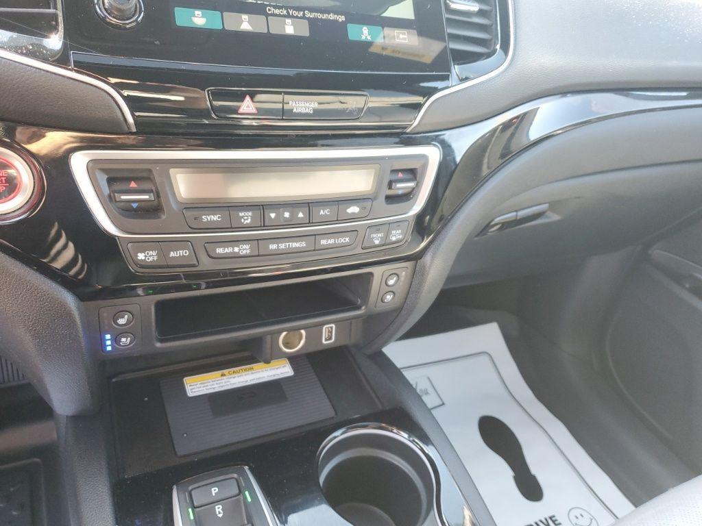 2023 Obsidian Blue Pearl Honda Passport