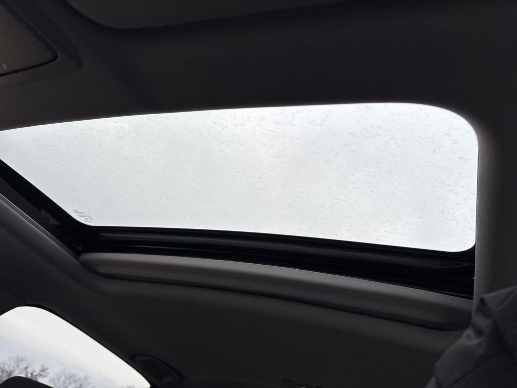 used 2021 Honda CR-V car, priced at $21,337