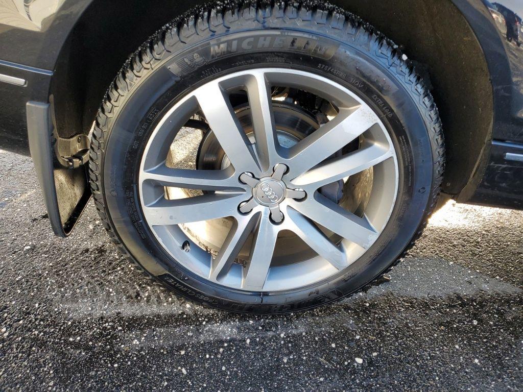 used 2014 Audi Q7 car, priced at $9,997