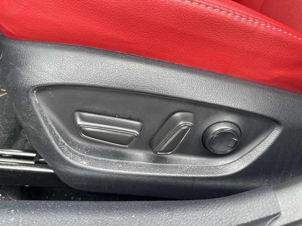 used 2024 Toyota Camry Hybrid car, priced at $31,117