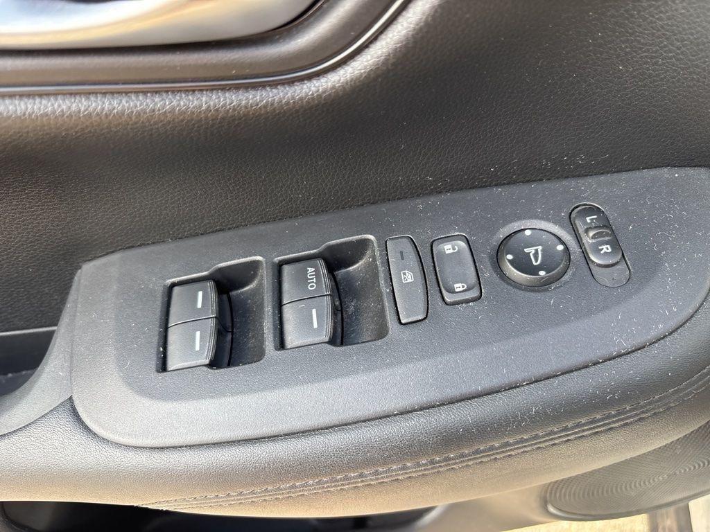 used 2023 Honda HR-V car, priced at $23,887