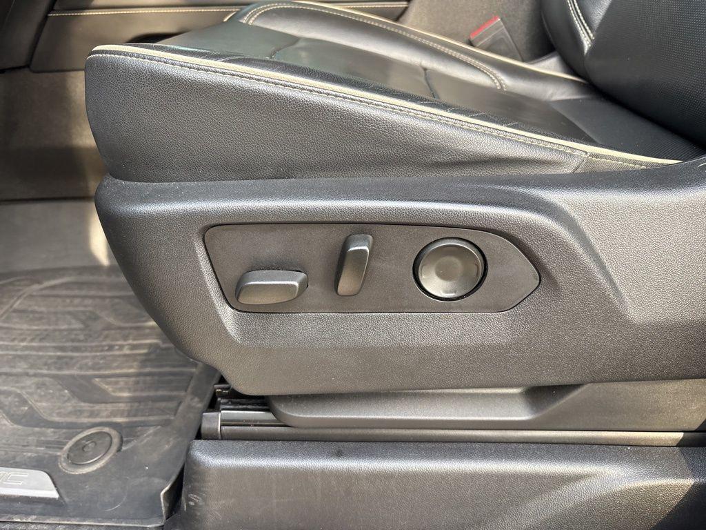 used 2021 GMC Yukon car, priced at $42,337