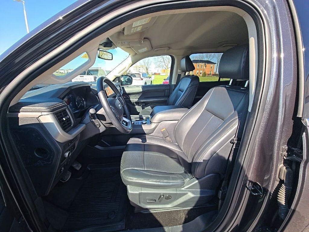used 2022 Ford Expedition car, priced at $35,397