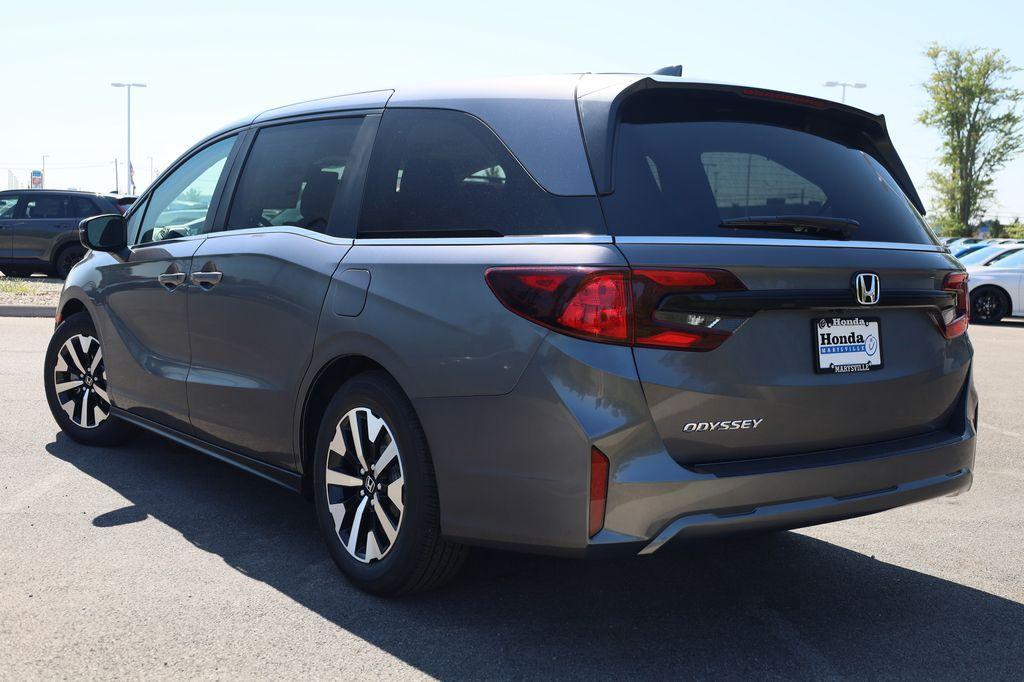 new 2026 Honda Odyssey car, priced at $44,290