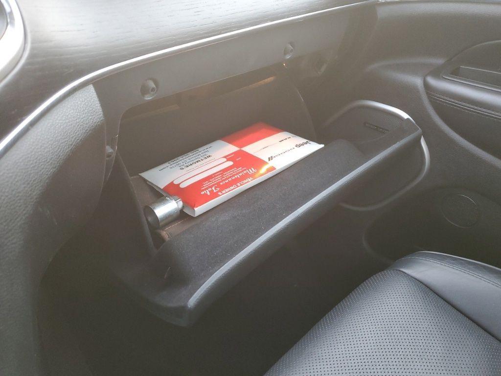 used 2018 Jeep Grand Cherokee car, priced at $17,337