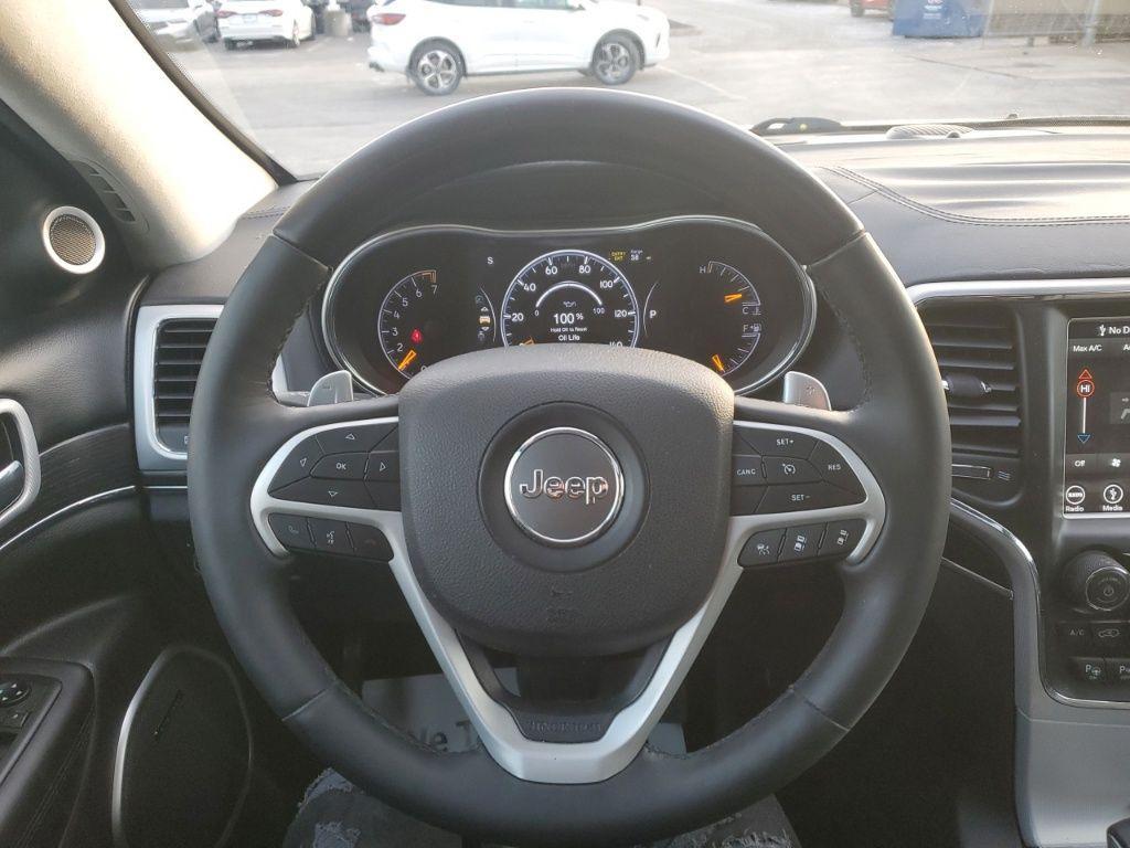 used 2018 Jeep Grand Cherokee car, priced at $17,337